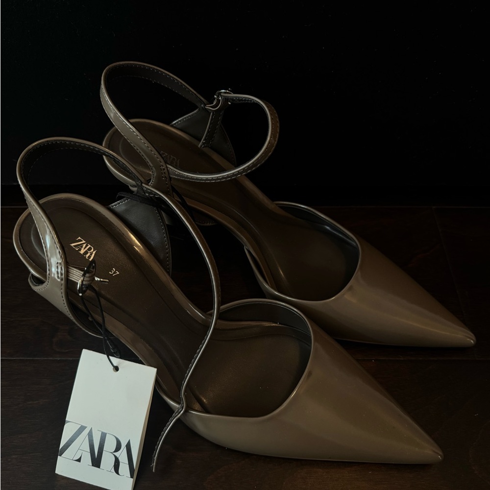 Zara Women's Brown Strappy Heels